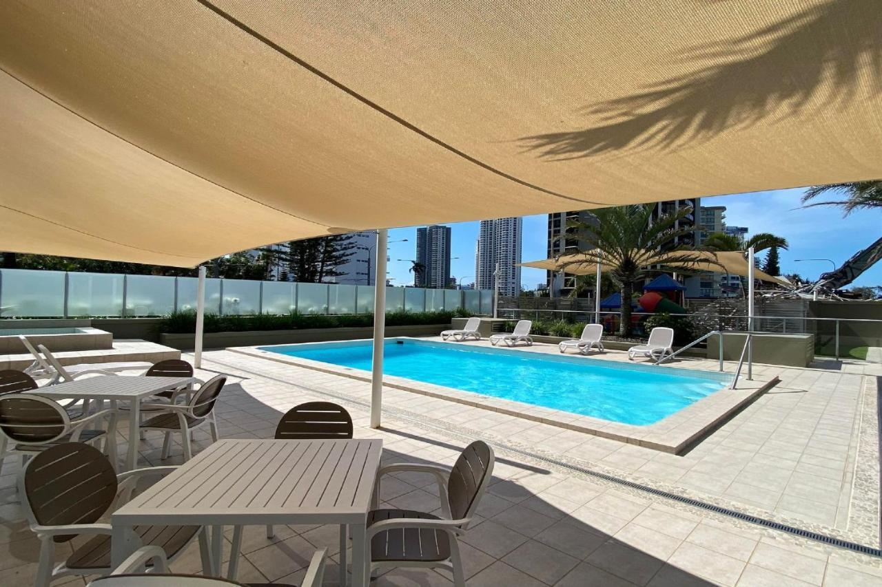 Hi Surf Beachfront Resort Apartments Gold Coast Exterior foto